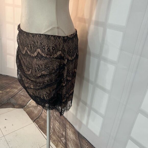 Free people NWT Zoey black lace nude lined ruched mini skirt size 12 - Picture 6 of 14